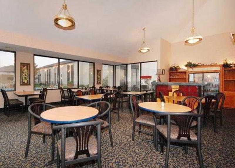 Greenstay Inn & Suites Court View Springfield Restaurant photo